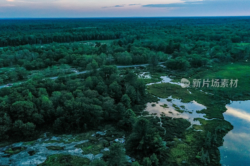 黄昏时的Muskoka Torrance Barrens Dark-Sky保护区，Gravenhurst，加拿大